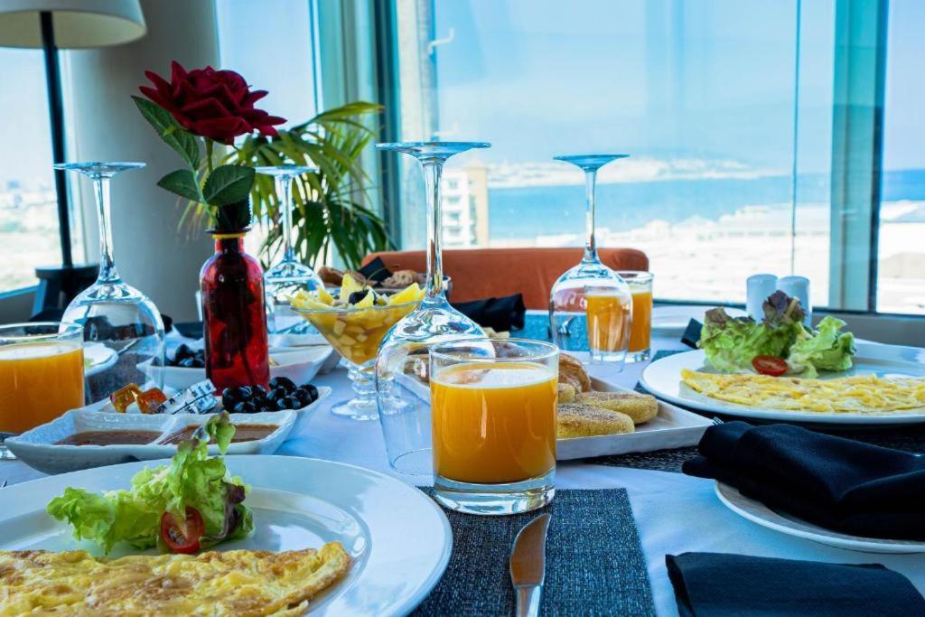 Mandarin Palace Hotel & Spa Танжер Экстерьер фото A breakfast table