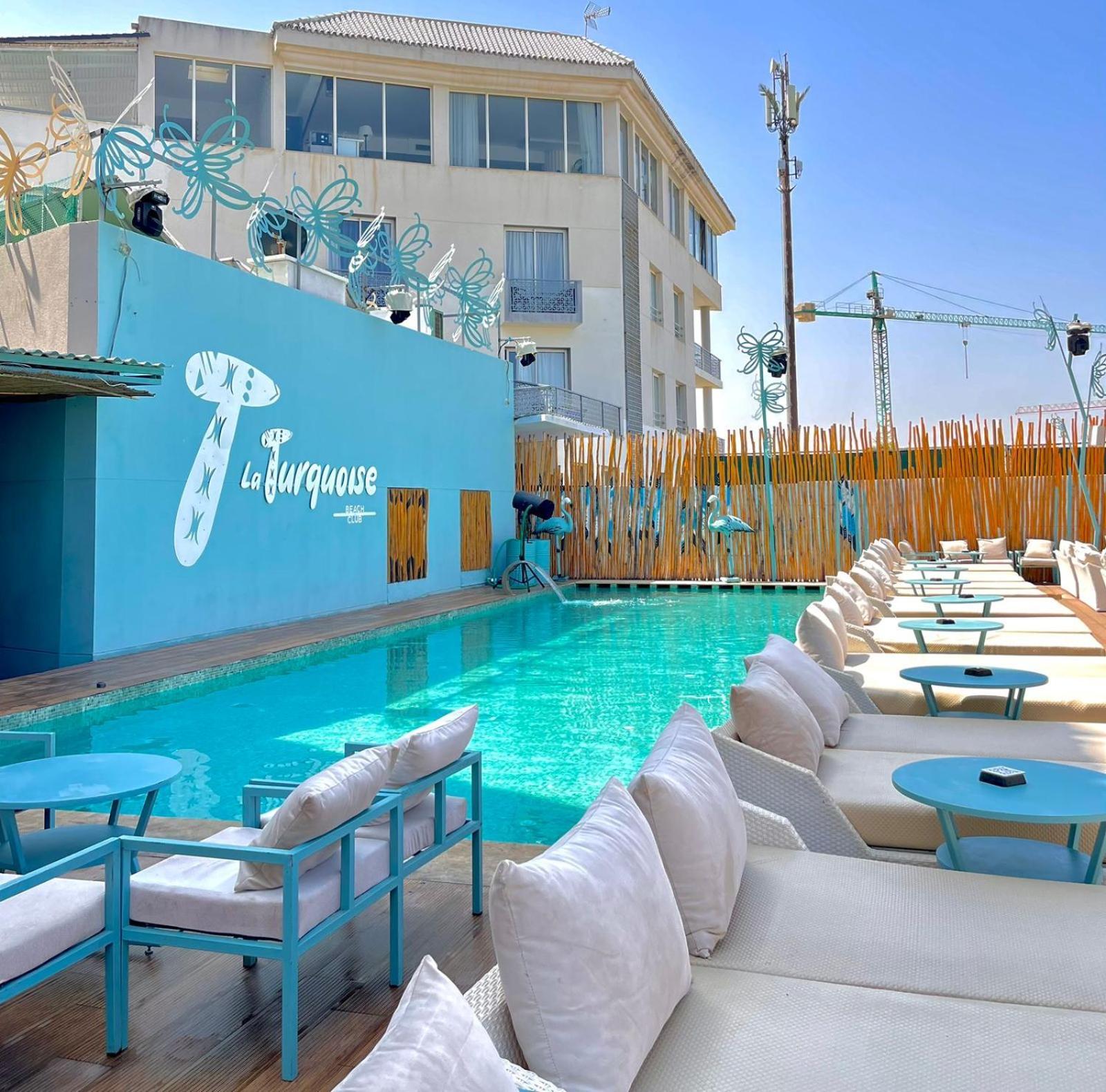 Mandarin Palace Hotel & Spa Танжер Экстерьер фото The pool at the nightclub